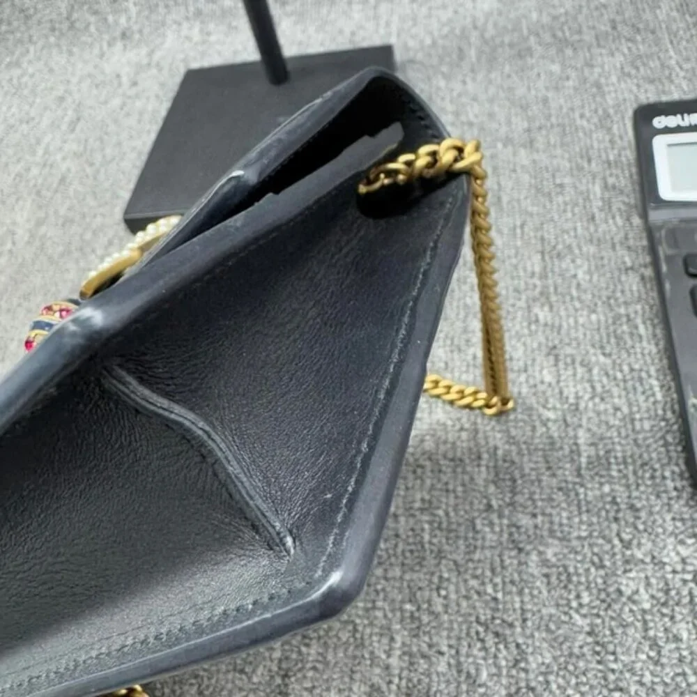 Authentic Gucci Queen Margaret Bee Chain Wallet Black Leather GG Crossbody - Picture 3 of 16